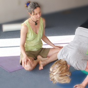 Sophie Phelps teaching a student in Mat Pilates in Bodega Bay